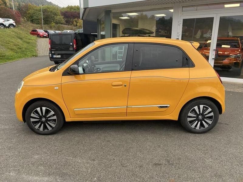 Gebraucht Renault Twingo Techno 60 kW (82 PS) 2023 Gelb Kleinwagen