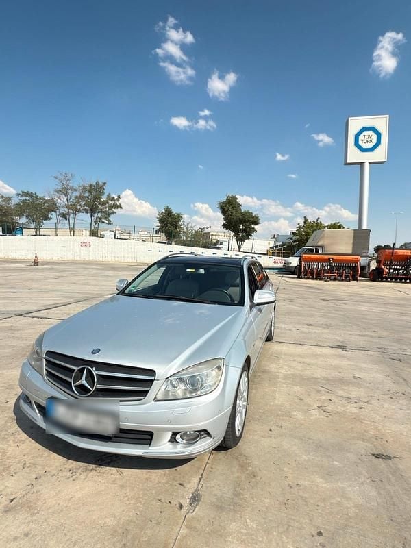 Silber Gebraucht 2007 Mercedes C320 Kombi | 4.850 € (Fairer Preis) - Bild 1/4