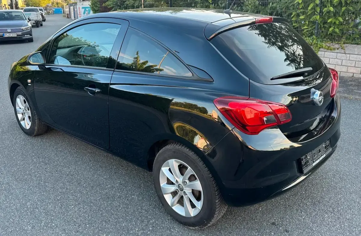 Gebraucht Opel Corsa Active 70 PS (51 kW) 2017 Schwarz Kleinwagen
