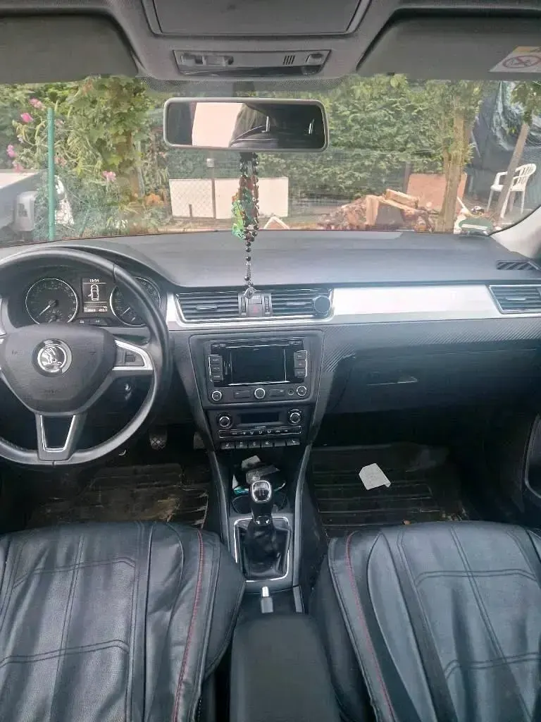 Gebraucht Skoda Rapid 114 PS (83 kW) 2015 Rot Kleinwagen