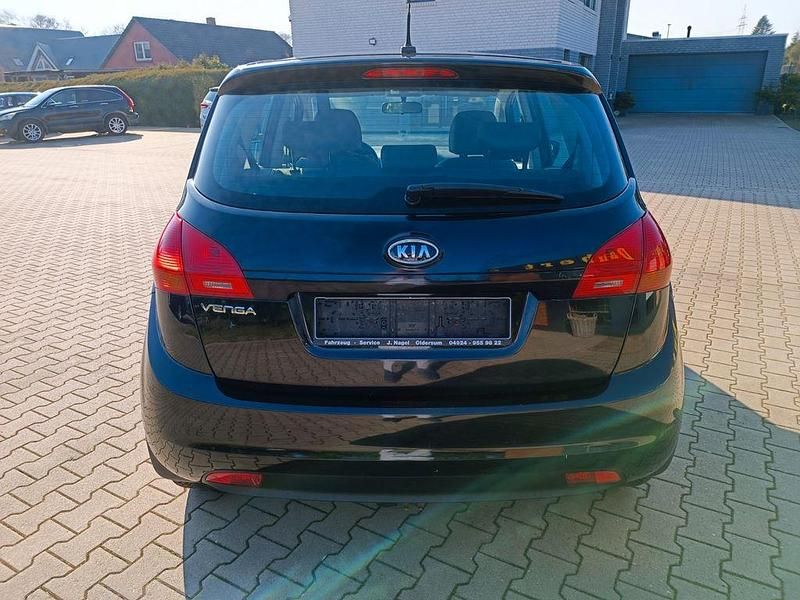 Gebraucht Kia Venga 125 PS (91 kW) 2012 Schwarz Kleinwagen
