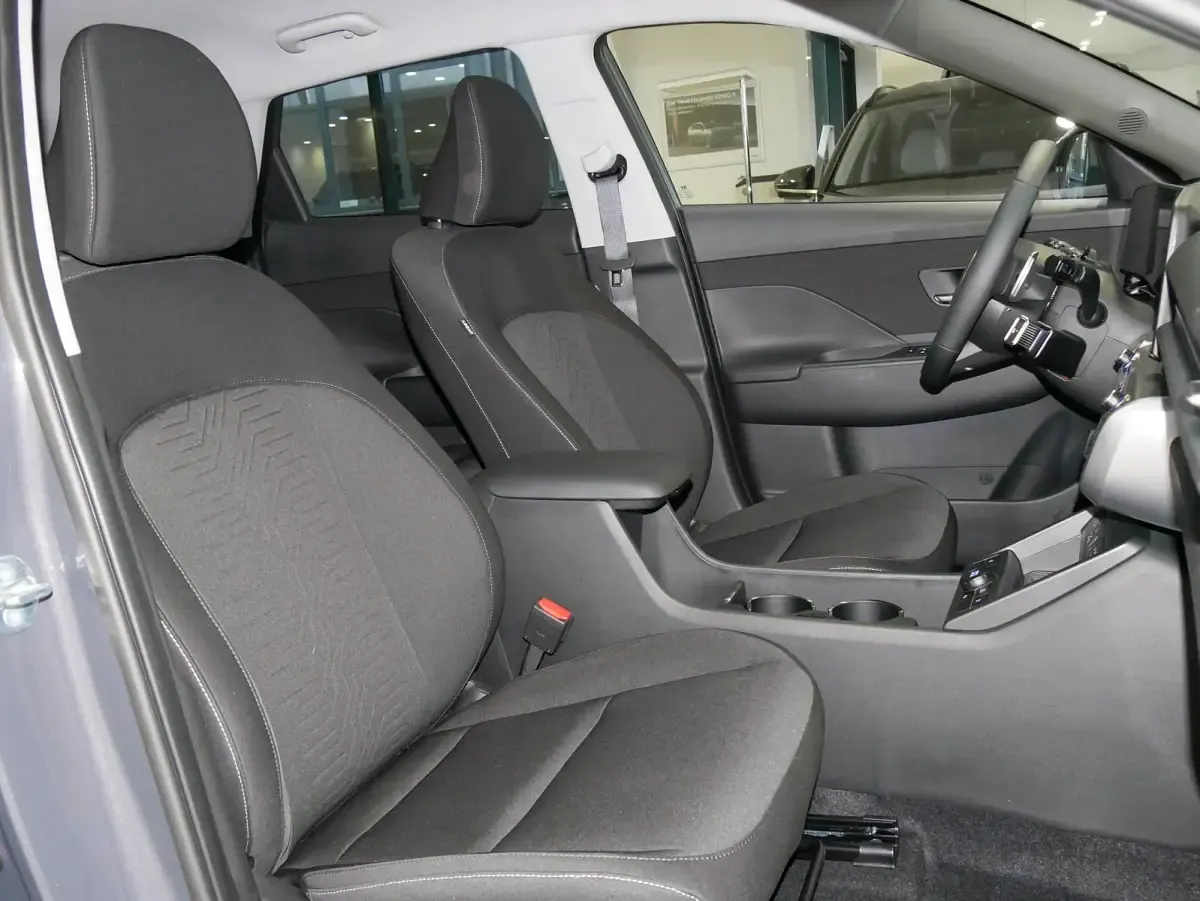 Neu Hyundai Kona Trend 160 kW (218 PS) 2026 Abyss black / mic SUV