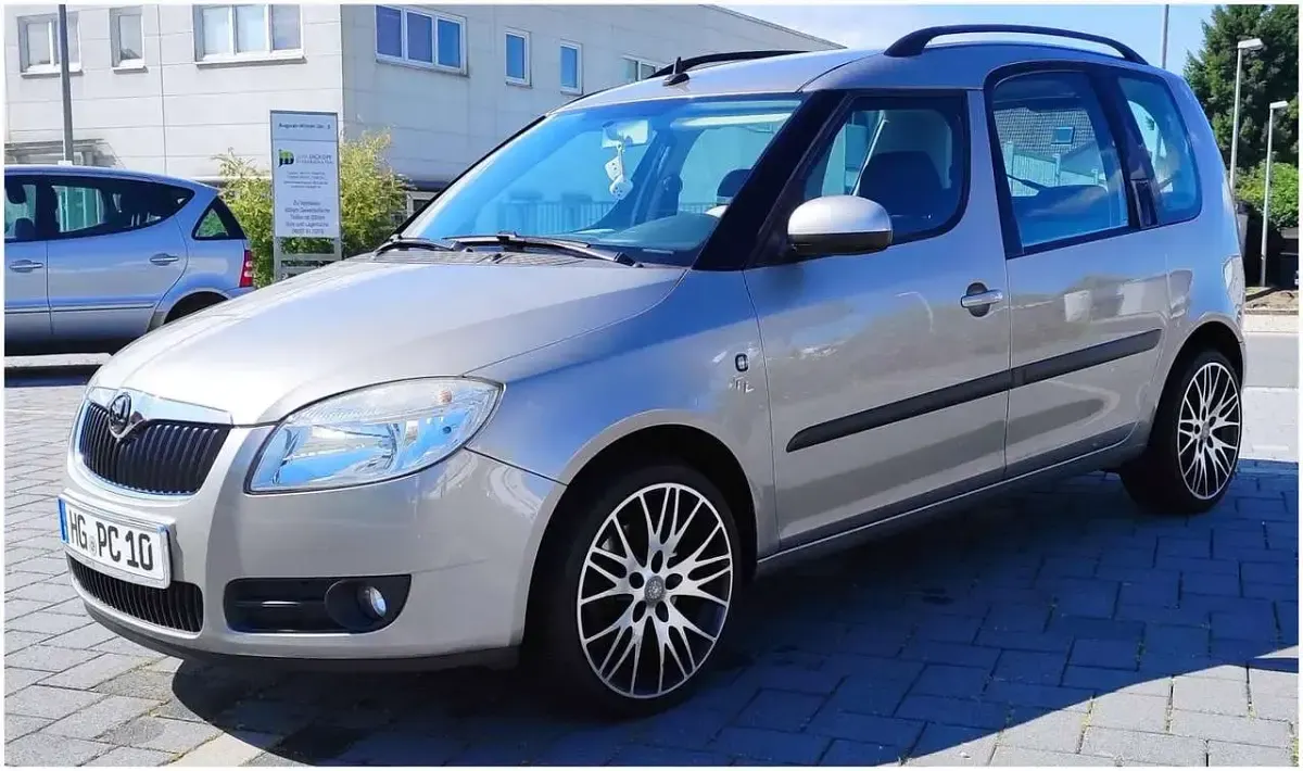 Gebraucht Skoda Roomster Comfort 105 PS (77 kW) 2007 Gelb Van / Kleinbus