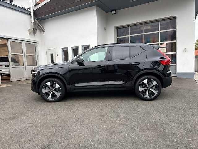 Gebraucht Volvo XC40 145 PS (106 kW) 2024 SUV