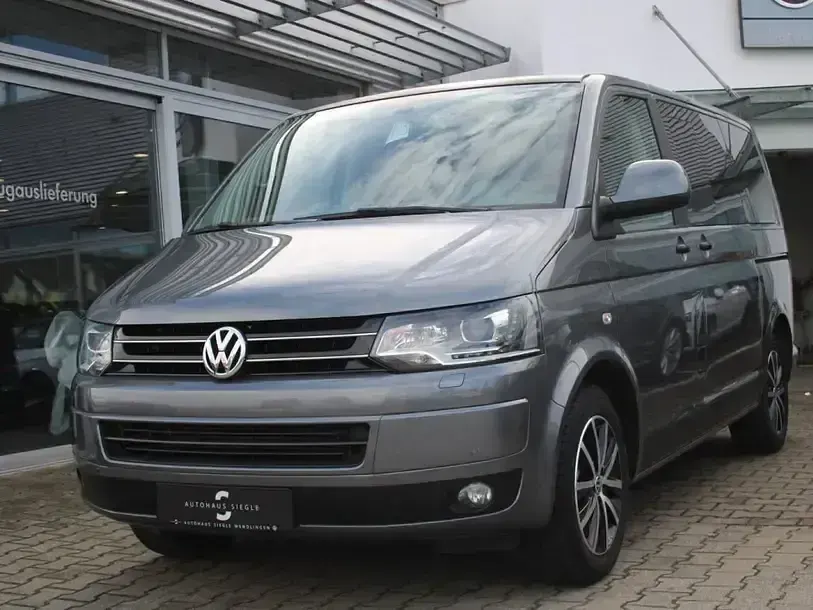 Gebraucht VW Multivan Edition 179 PS (131 kW) 2015 Grau Van / Kleinbus
