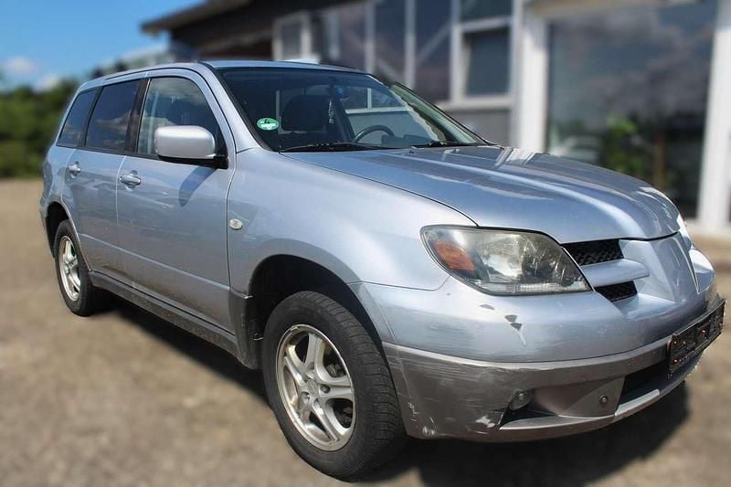 Grau Gebraucht 2003 Mitsubishi Outlander Comfort Edition SUV | 1.000 € (Superpreis) - Bild 1/4