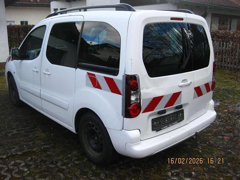 Gebraucht Citroën Berlingo 120 PS (88 kW) 2017 Weiß Van / Kleinbus