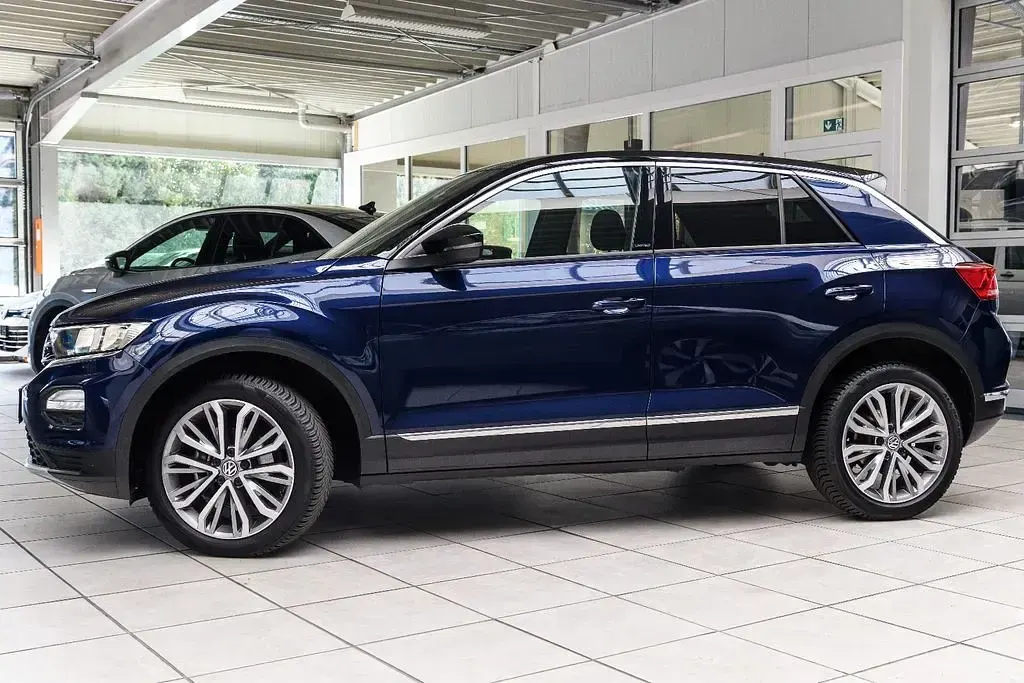 Gebraucht VW T-Roc United 150 PS (110 kW) 2021 Blau SUV