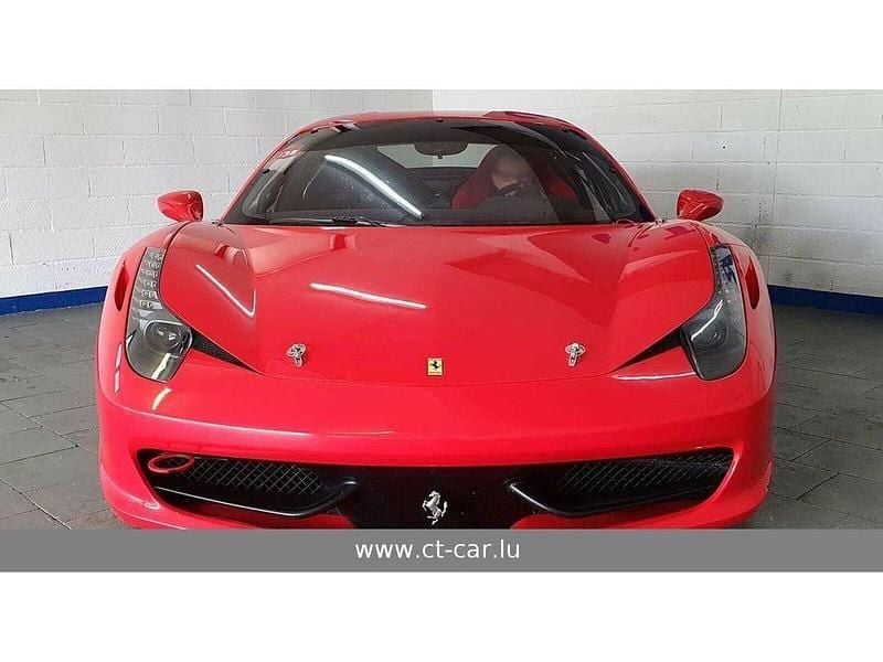 Second-hand Ferrari 458 570 CP (419 kW) 2012 Roșu