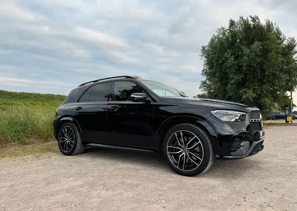Gebraucht Mercedes GLE450 AMG AMG 367 PS (269 kW) 2023 Schwarz SUV