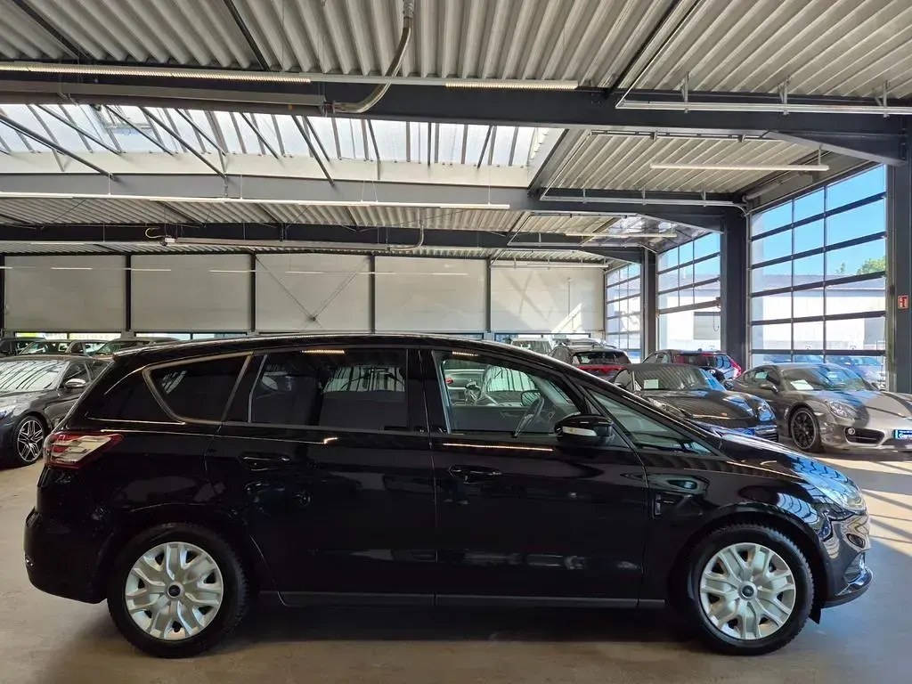 Gebraucht Ford S-MAX S 150 PS (110 kW) 2015 Iridiumschwarz metallic Van / Kleinbus