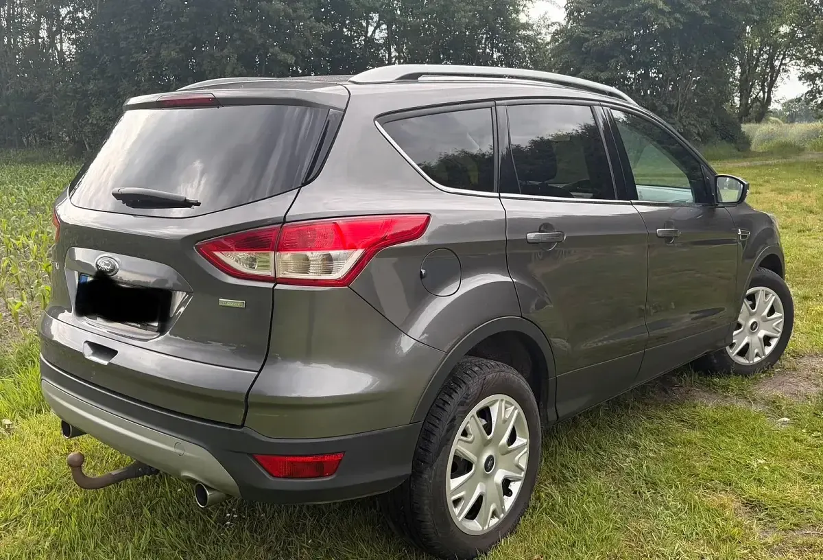 Gebraucht Ford Kuga 150 PS (110 kW) 2014 Grau SUV