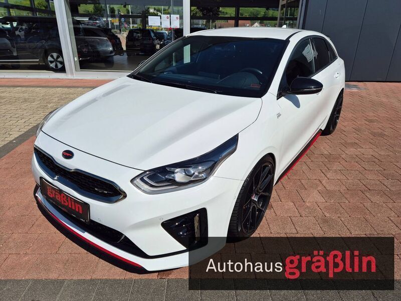 Weiß Gebraucht 2021 Kia ProCeed Kleinwagen | 26.900 € (Fairer Preis) - Bild 1/3