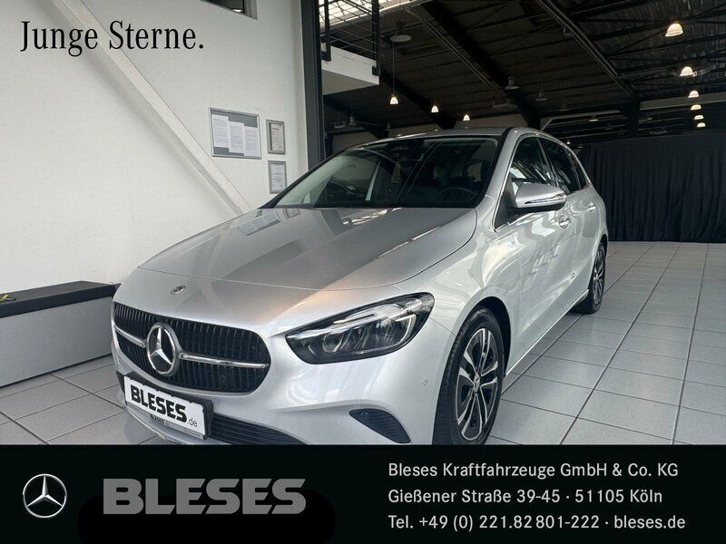 Iridiumsilber Gebraucht 2023 Mercedes B180 Progressive Van / Kleinbus | 29.950 € (Fairer Preis) - Bild 1/4