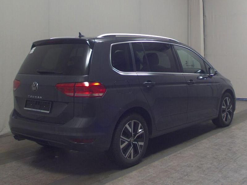 Gebraucht VW Touran Highline 150 PS (110 kW) 2021 Grau Van / Kleinbus
