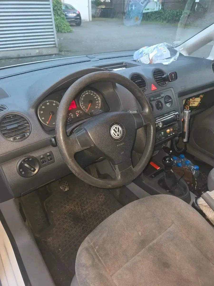 Gebraucht VW Caddy 109 PS (80 kW) 2009 Weiß Van / Kleinbus