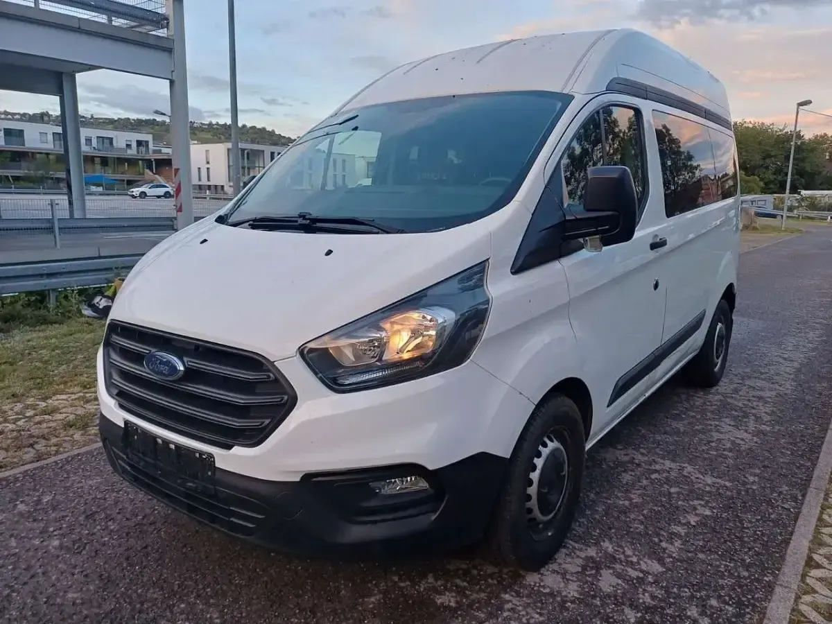 Gebraucht Ford Transit Custom 131 PS (96 kW) 2020 Frozen white Kombi