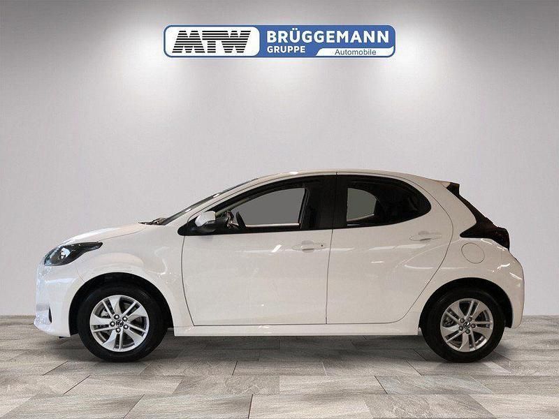 Neu Mazda 2 Center-Line 116 PS (85 kW) 2025 Weiss Kleinwagen