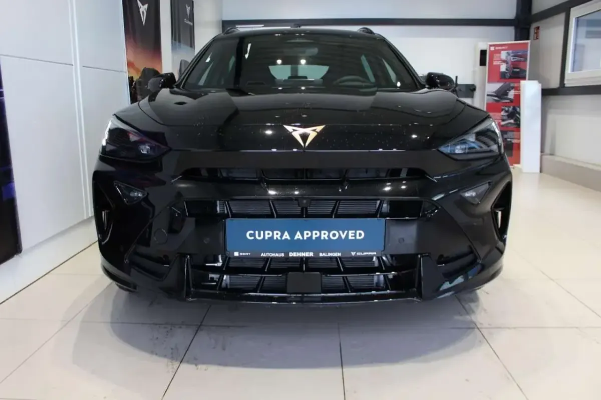Neu Cupra Formentor 204 PS (150 kW) 2026 Mitternachtsschwarz SUV