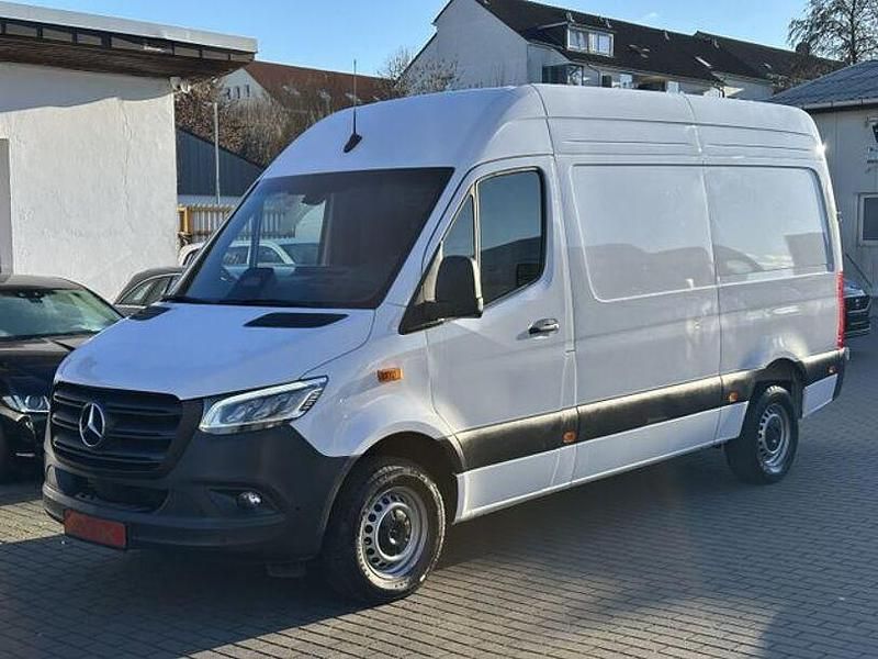 Arktikweiss (metallic) Gebraucht 2024 Mercedes Sprinter Van | 39.880 € (Guter Preis) - Bild 1/4