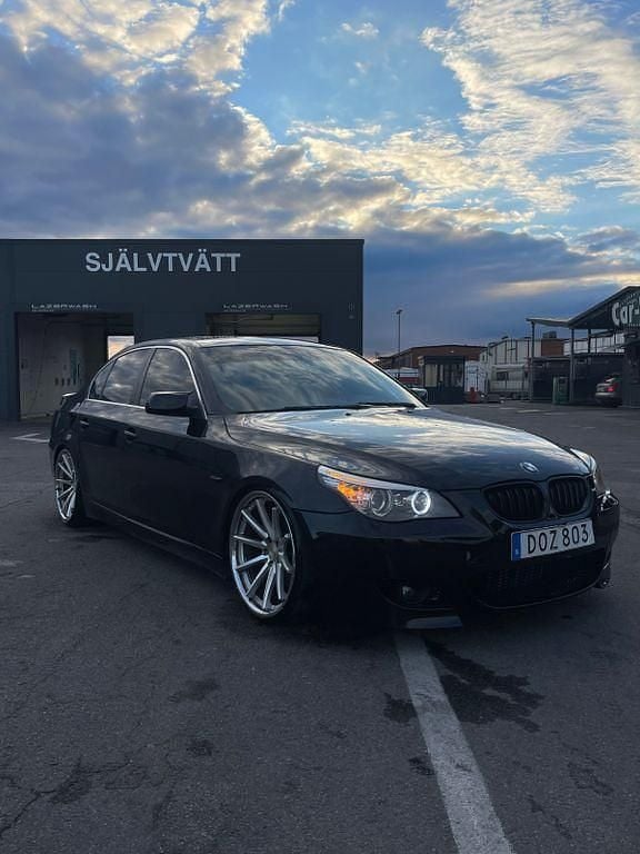 Schwarz Gebraucht 2009 BMW 535 Limousine | 10.900 € (Etwas zu teuer) - Bild 1/4