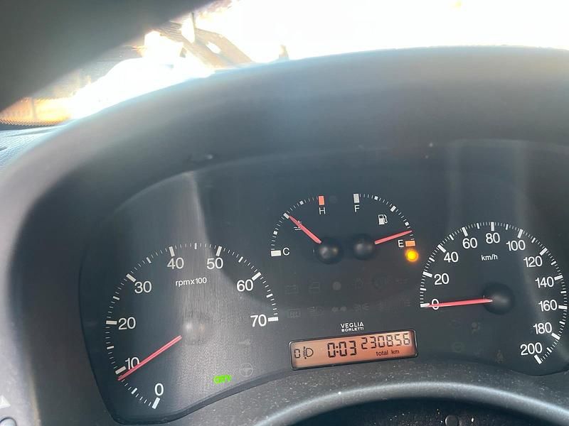 Gebraucht Fiat Punto 75 PS (55 kW) 2002 Schwarz Kleinwagen