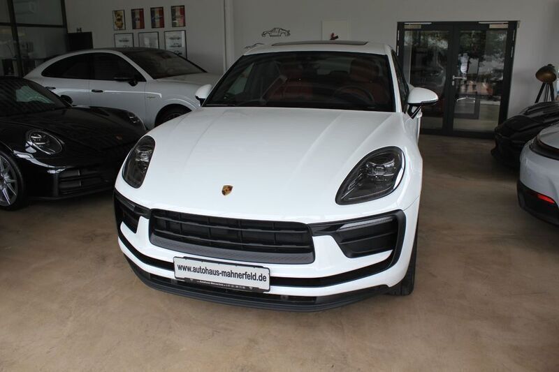 Weiß Neu 2025 Porsche Macan SUV | 69.890 € - Bild 1/4