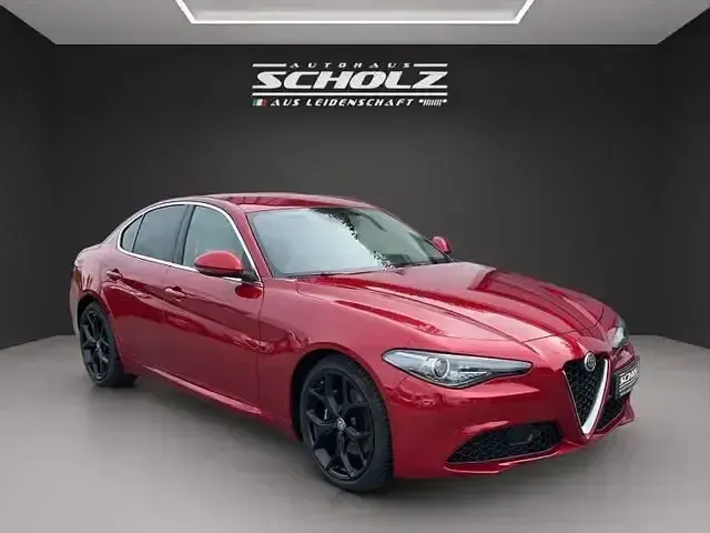 Gebraucht Alfa Romeo Giulia 209 PS (153 kW) 2022 Rot Limousine