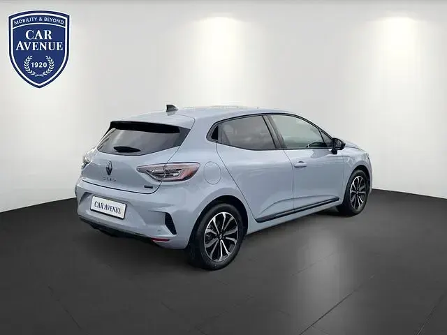Ny Renault Clio V Techno 143 HK (105 kW) 2026 Svart Sedan