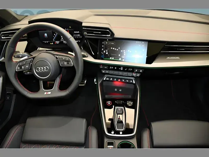Gebraucht Audi S3 Sportback 333 PS (244 kW) 2025 Braun Kleinwagen