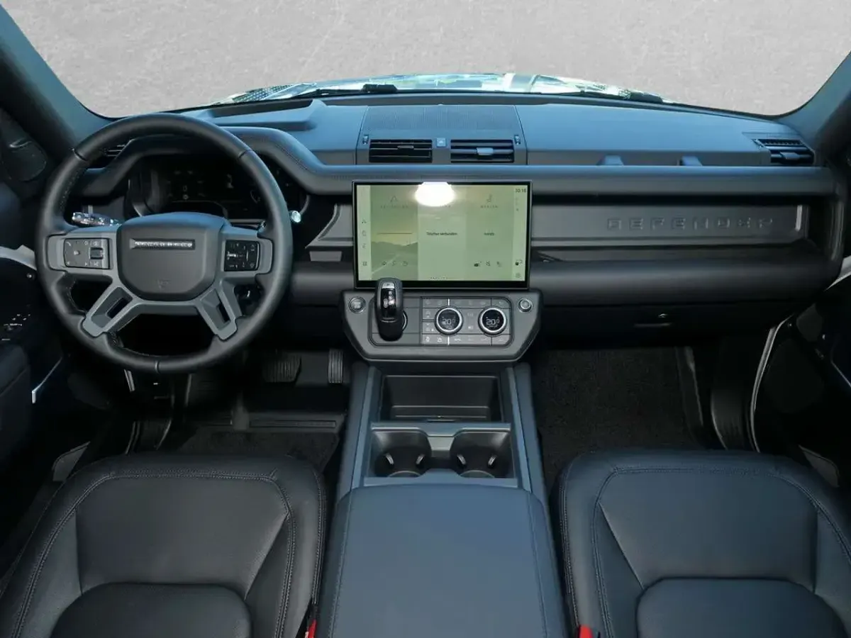 Neu Land Rover Defender HSE Dynamic 349 PS (256 kW) 2026 Grün SUV