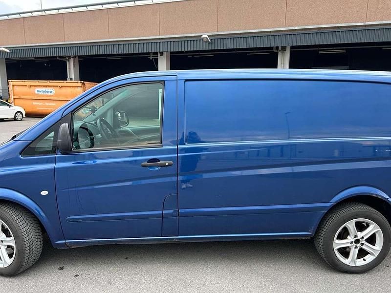 Gebraucht Mercedes Vito 204 PS (150 kW) 2007 Blau Van