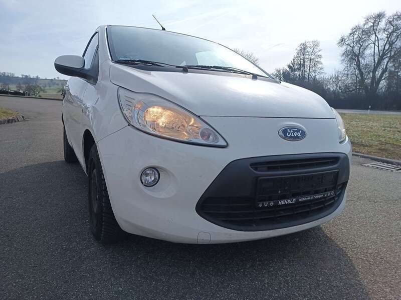 Weiß Gebraucht 2009 Ford Ka Titanium Kleinwagen | 1.899 € (Fairer Preis) - Bild 1/4