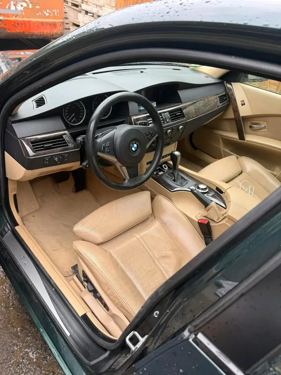Gebraucht BMW 545 333 PS (244 kW) 2004 Grün Limousine