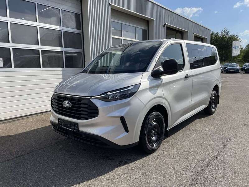 Moondust silver metallic Neu 2024 Ford Transit Custom Trend Van / Kleinbus | 45.519 € (Teuer) - Bild 1/4