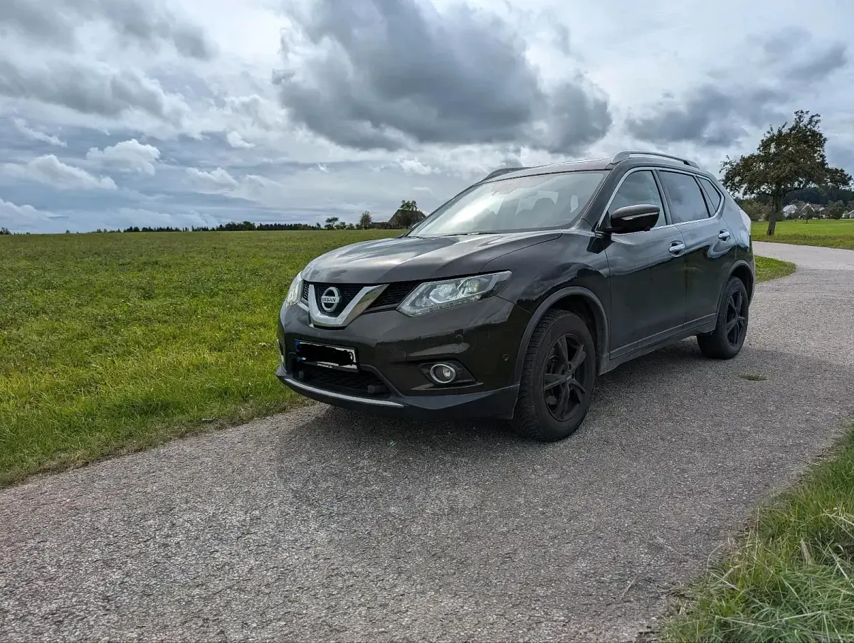 Gebraucht Nissan X-Trail 177 PS (130 kW) 2017 Schwarz SUV