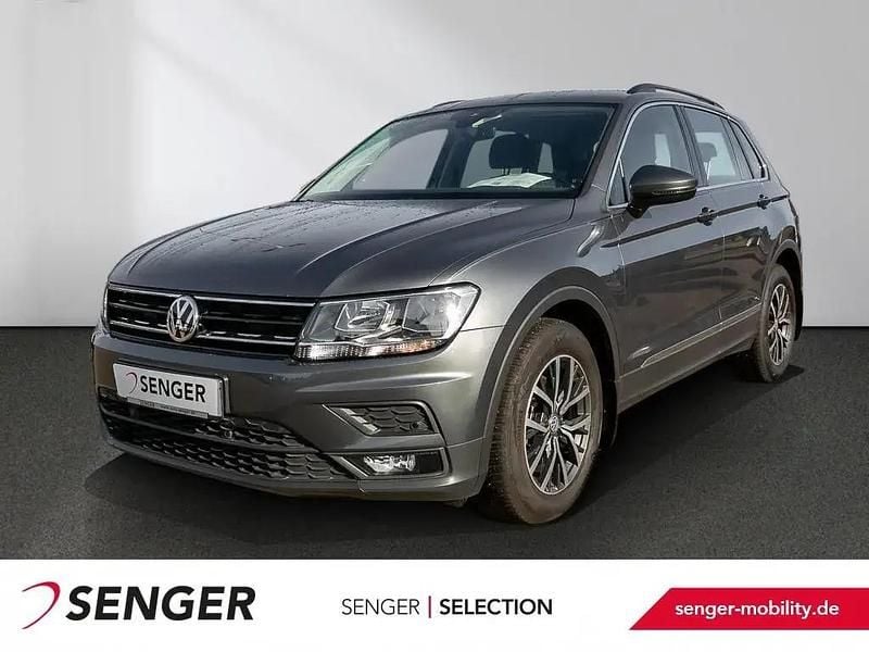 Grau Gebraucht 2019 VW Tiguan Comfortline SUV | 23.380 € (Guter Preis) - Bild 1/1