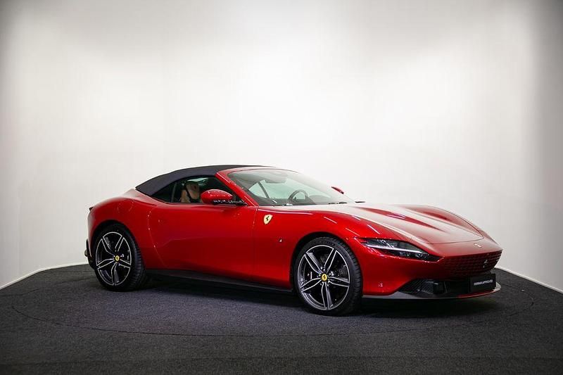 Gebraucht Ferrari Roma 620 PS (456 kW) 2025 Rot Coupé