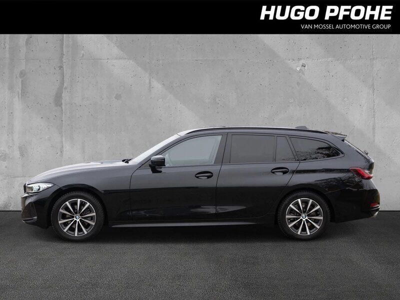 Gebraucht BMW 320 Sport Line 184 PS (135 kW) 2023 Schwarz Kombi