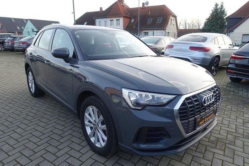 Gebraucht Audi Q3 Sport 150 PS (110 kW) 2019 Grau SUV