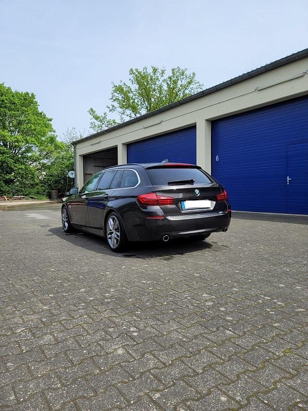Gebraucht BMW 535 Luxury Line 313 PS (230 kW) 2014 Braun Kombi