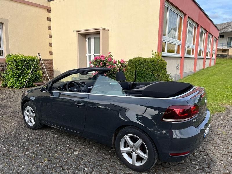 Gebraucht VW Golf Cabriolet 105 PS (77 kW) 2015 Grau Cabrio