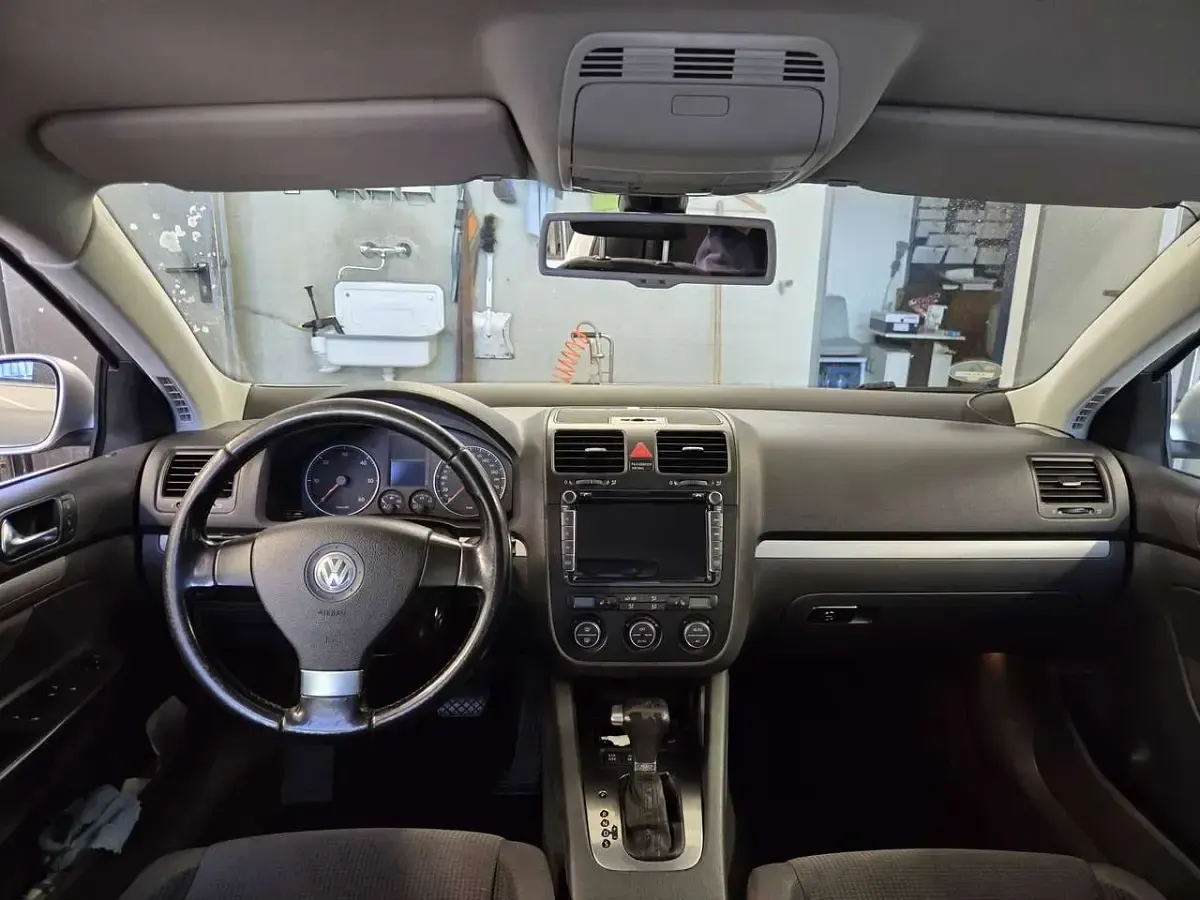 Gebraucht VW Golf V Comfortline 140 PS (102 kW) 2008 Silber Kombi