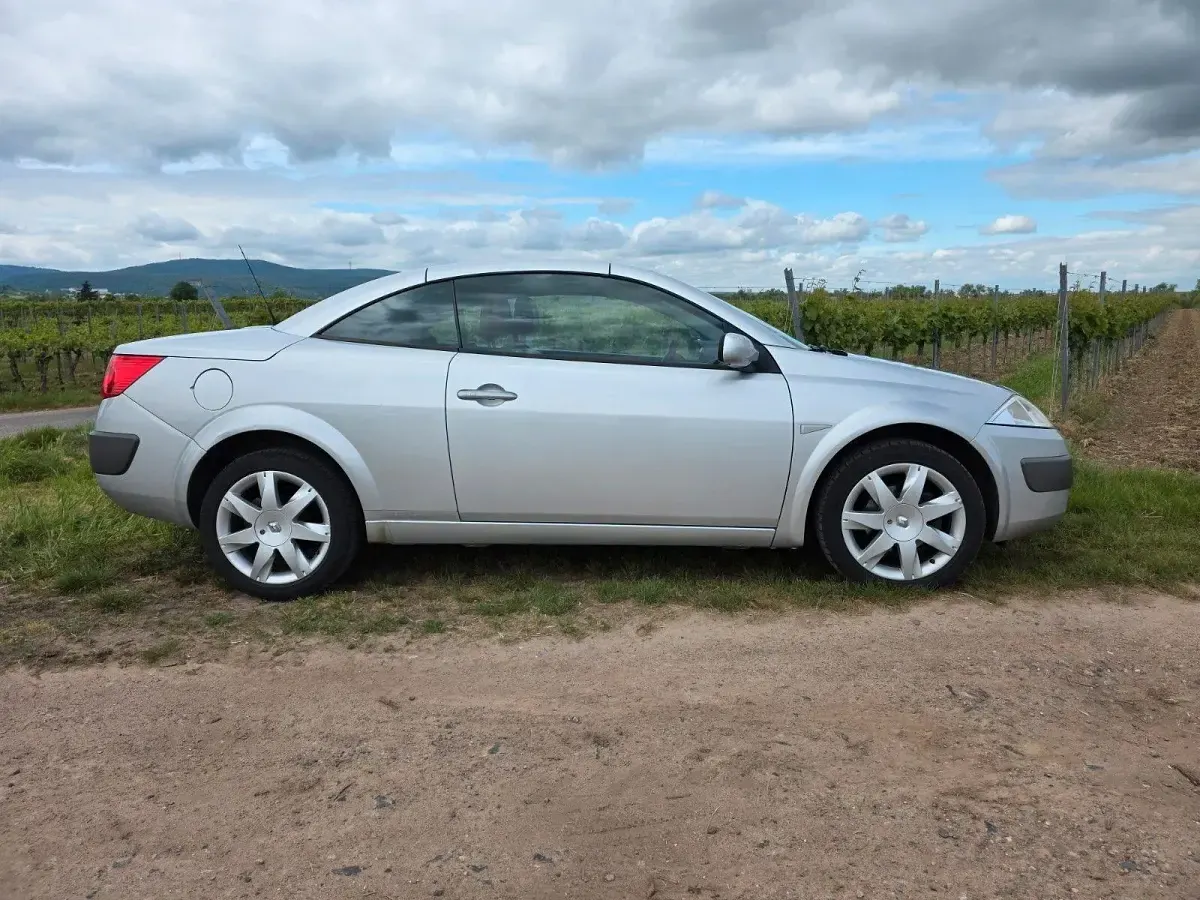 Gebraucht Renault Mégane Cabriolet 135 PS (99 kW) 2005 Silber Cabrio