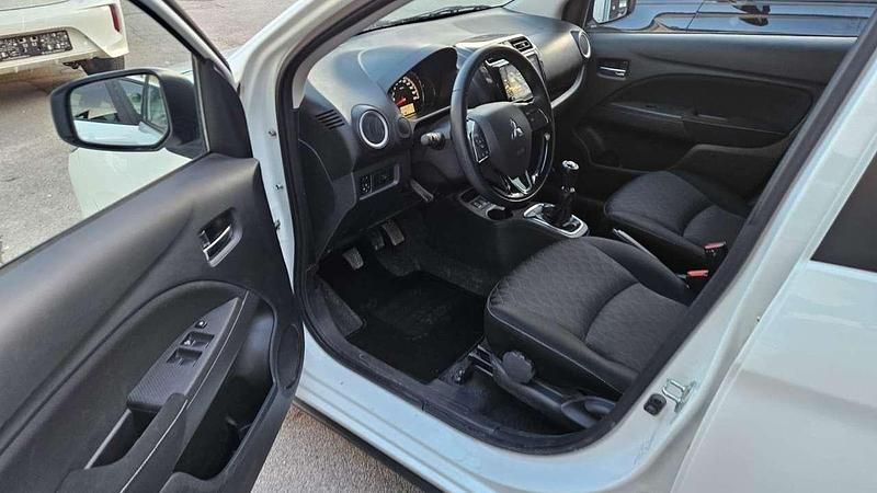 Gebraucht Mitsubishi Space Star Top 80 PS (58 kW) 2022 Islandweiss (s) Kleinwagen