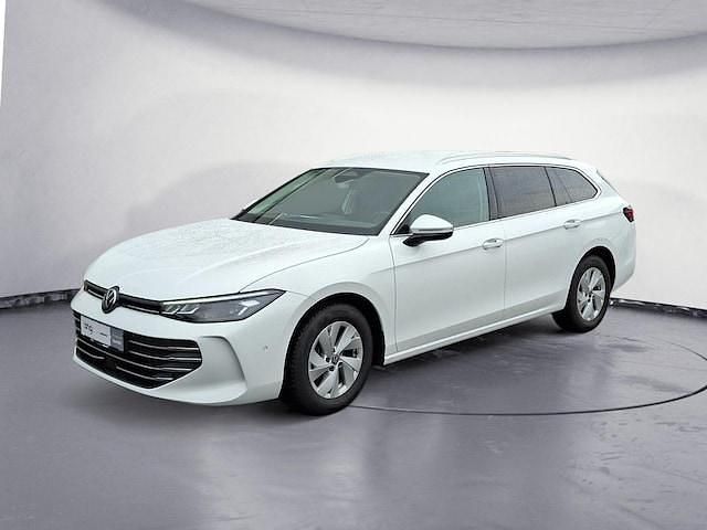 Gebraucht VW Passat Business 150 PS (110 kW) 2025 Weiß Kombi