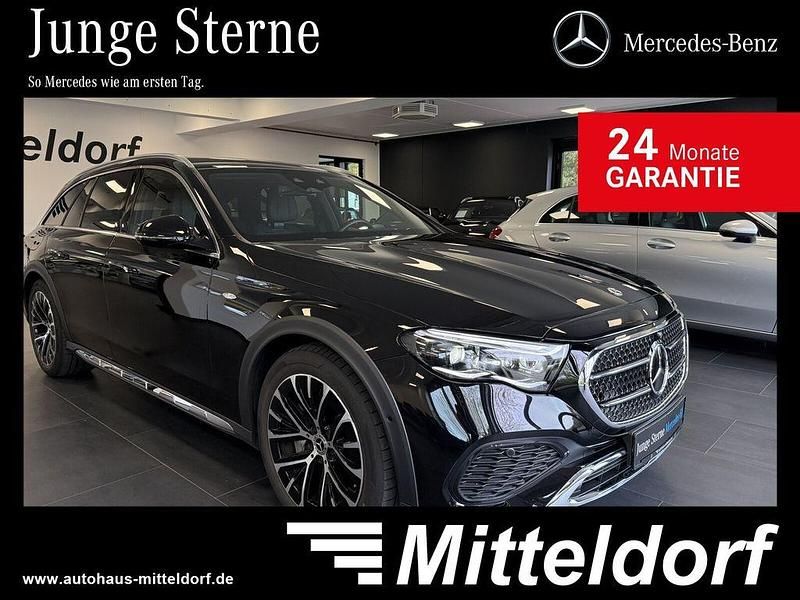 Schwarz Gebraucht 2025 Mercedes E300 Avantgarde Limousine | 68.880 € - Bild 1/4