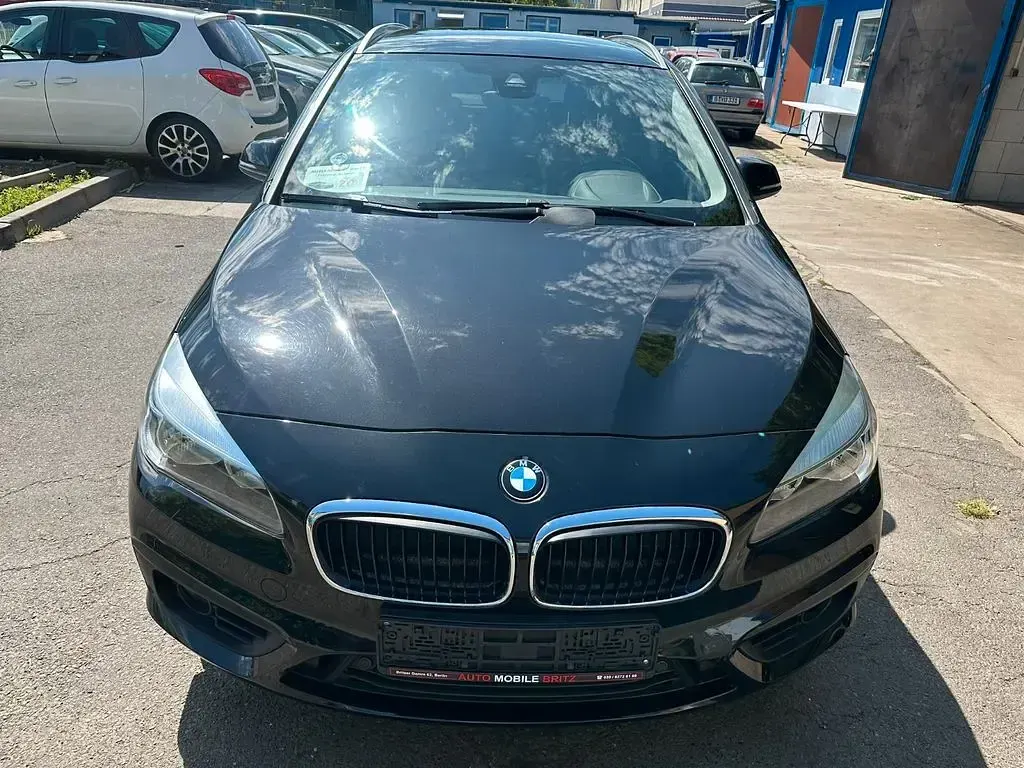 Gebraucht BMW 216 Active Tourer Basis 116 PS (85 kW) 2015 Schwarz Van / Kleinbus