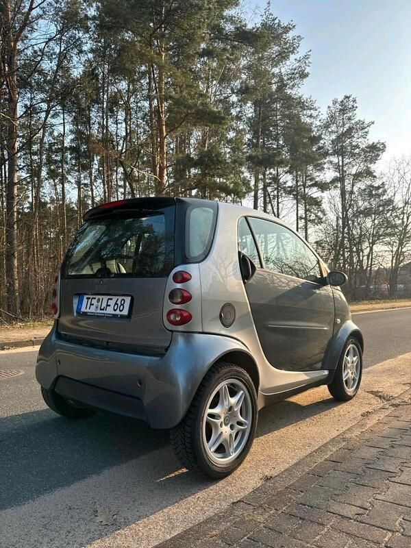 Silber Gebraucht 2005 Smart ForTwo Coupé Kleinwagen | 2.250 € (Guter Preis) - Bild 1/4