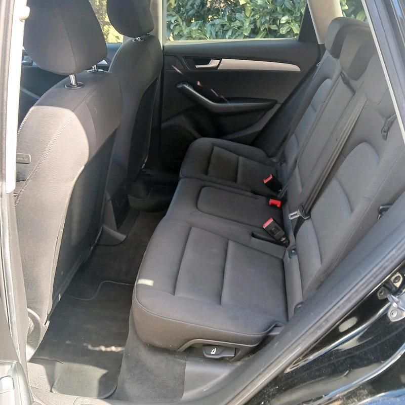 Gebraucht Audi Q5 140 PS (102 kW) 2010 Schwarz SUV